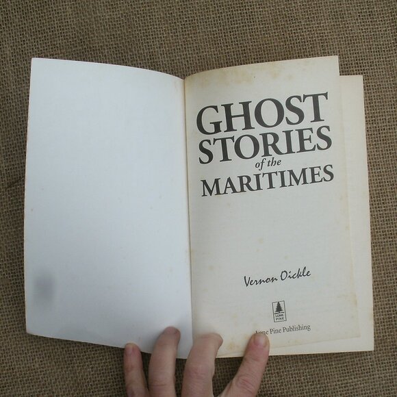 Ghost Stories of the Maritimes by Vernon Oickle paperback - Picture 8 of 16